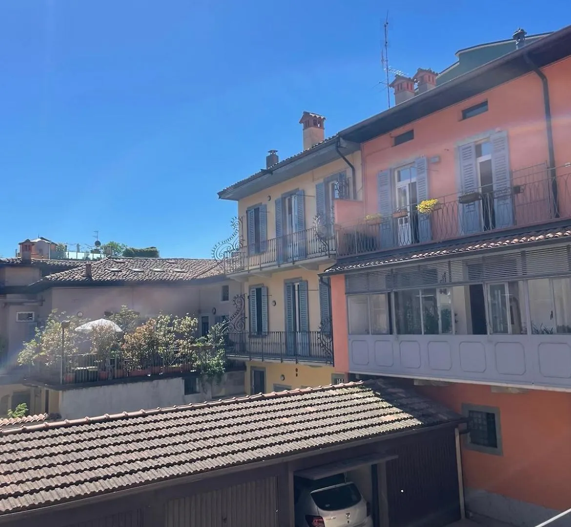 Un Piccolo Rifugio D'Elite Apartment Bergamo Italy